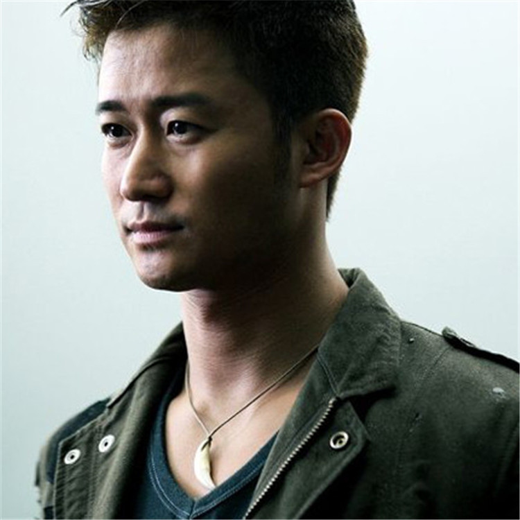 速卖通饰品 one direction 合金纸飞机吊坠 英国人气男团项链