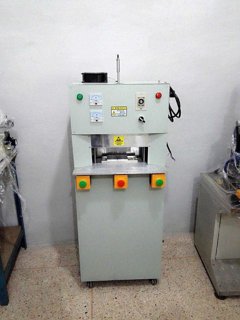 板材眼镜生产设备