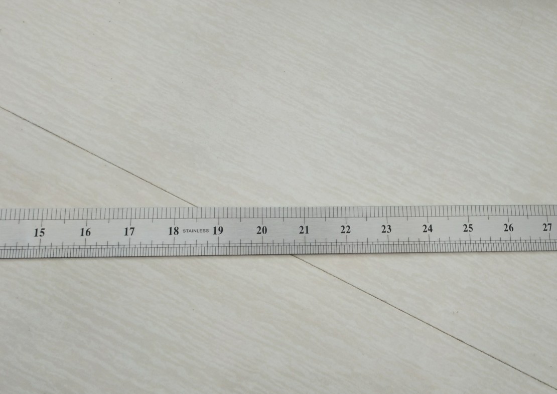 批发 钢直尺1米刻度尺长尺100cm钢尺测量绘图尺不锈钢工具尺子