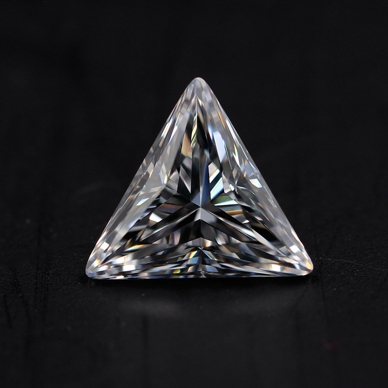 梧州宝石批发人造宝石 aaa三角形白色锆石 三角形宝石锆石
