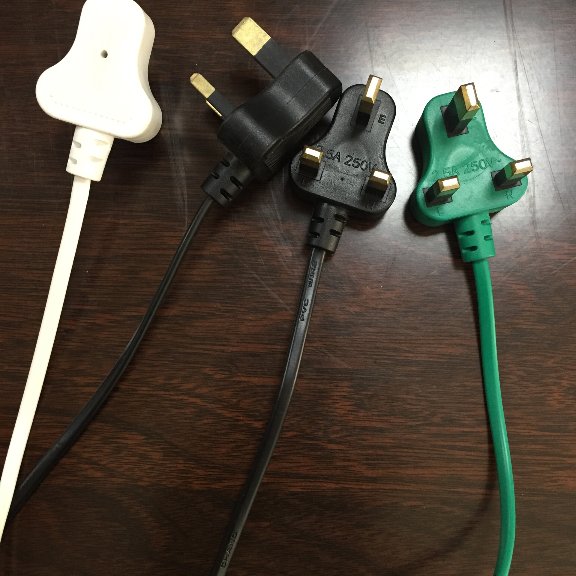 小英规电源线插头 铜包钢两芯锌合金小英式 价格从优