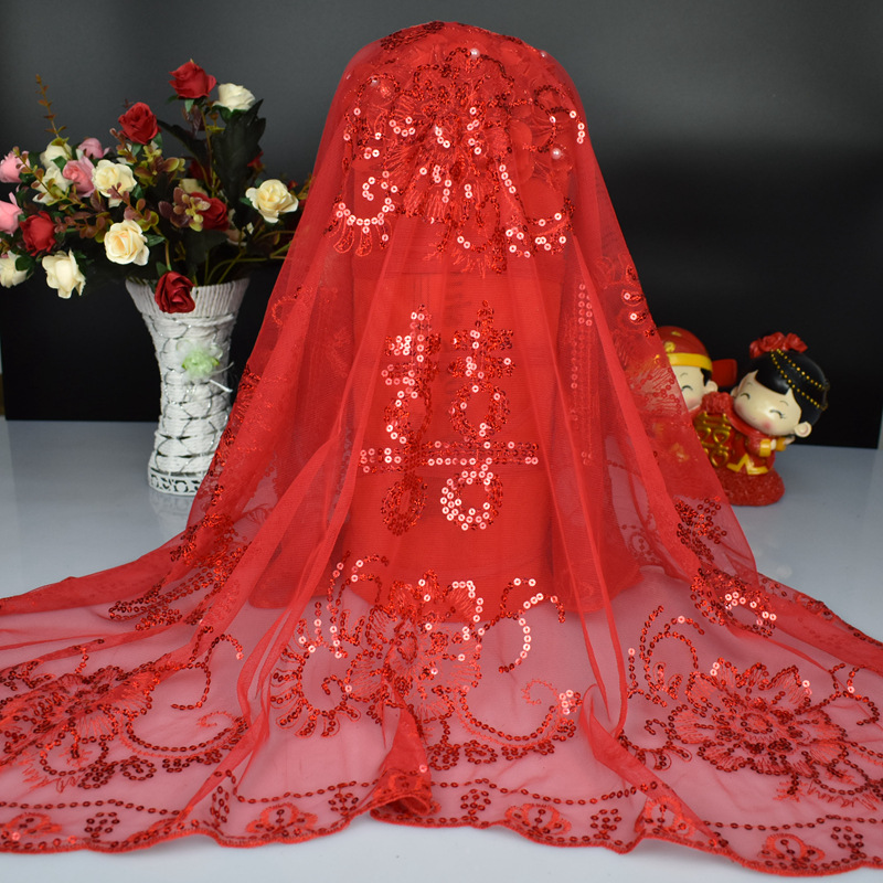 In Stock Bride Big Red Cap Wedding Supplies Wedding Veil Chinese Embroidery Wedding Hall Veil Manufacturer