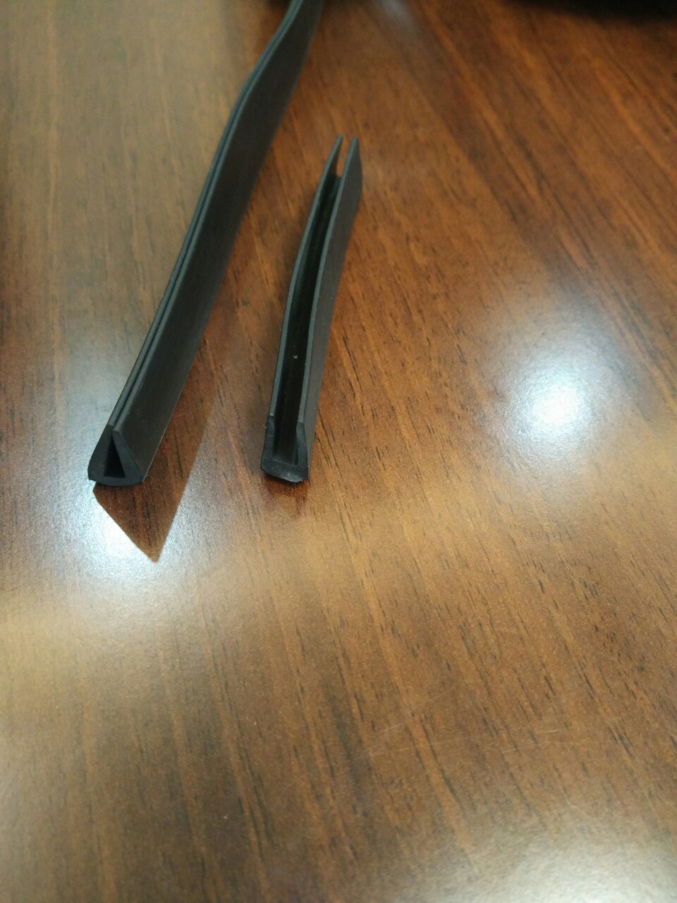 阁瑞斯地板压条 橡胶压条 u型胶条