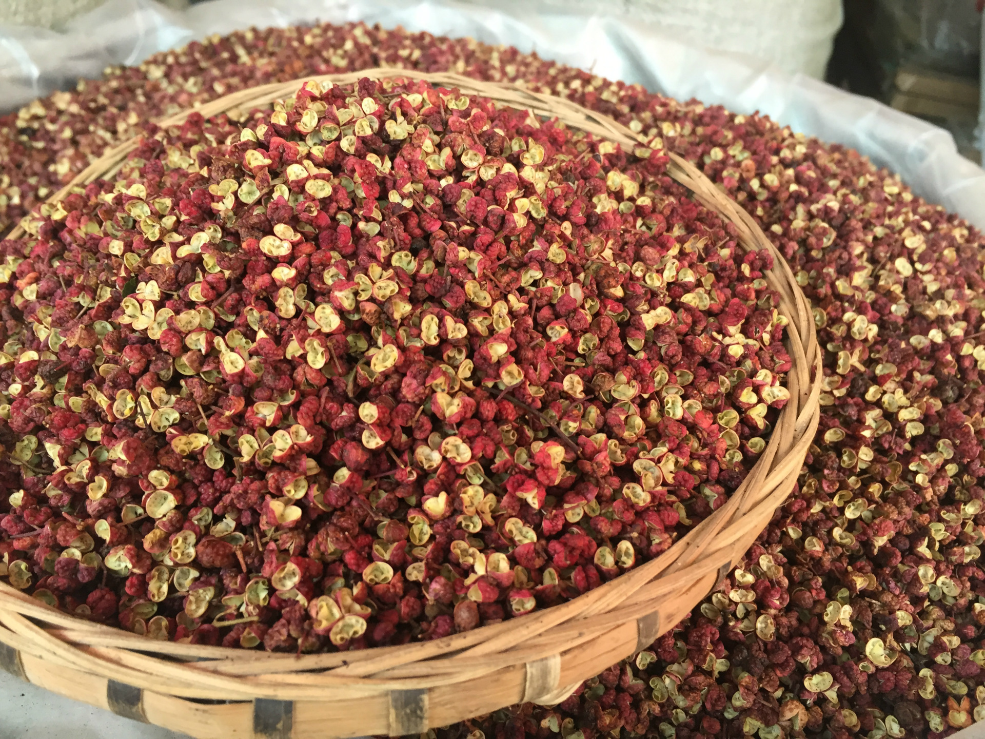 四川大红袍花椒_麻大红袍花椒干花椒正宗特级粒花椒粉农家青