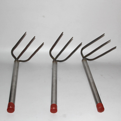 厂家直销 铁把小三齿耙子 结实耐用园艺工具 小面积花园用小耙子