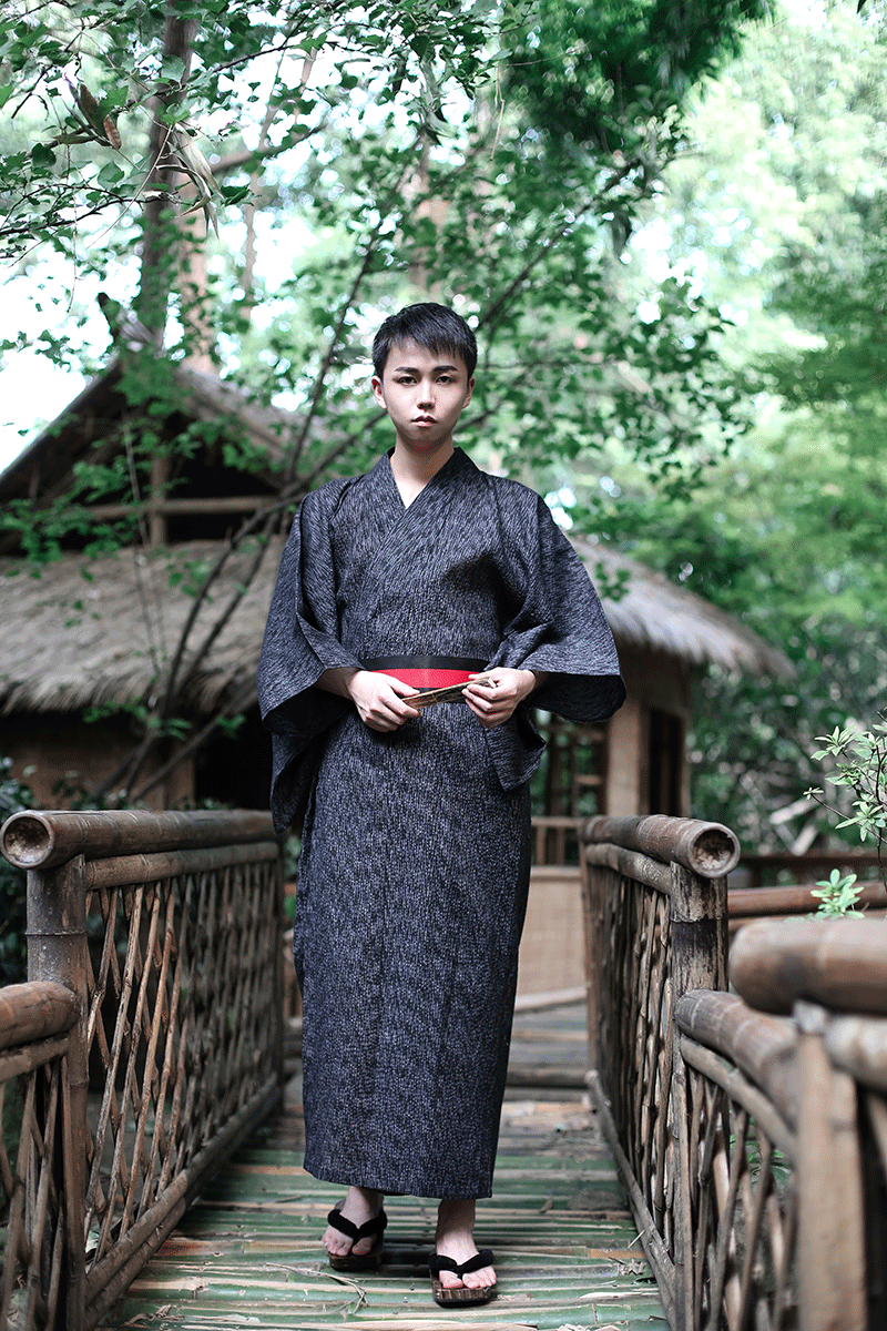 和服6件套  和服 腰封 木屐  袜子 手袋 扇子商品描述适用场合和服