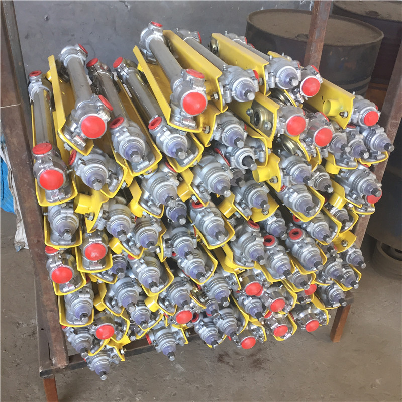 【厂家直销】农用机械河南哪里卖 单粒施肥播种 夹式玉米播种机