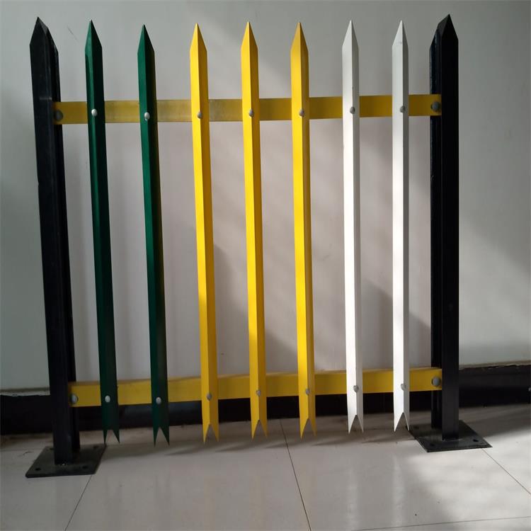 畅销欧式护栏 w型欧式护栏版 尖桩围栏厂家