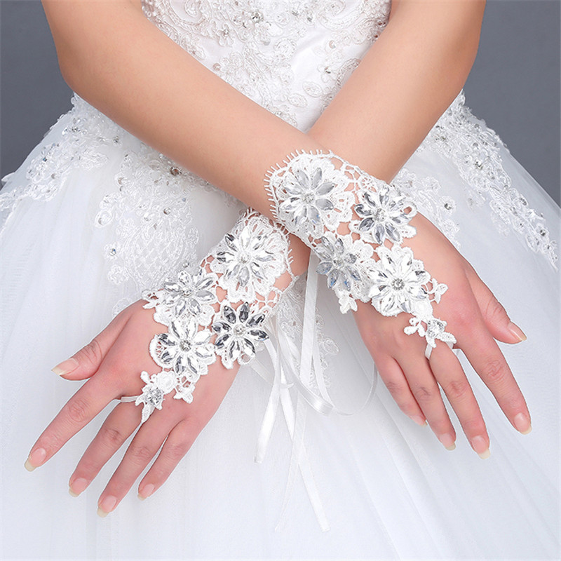 新款婚纱手套 限时供应 蕾丝串珠 半指串珠钩花新娘手套
