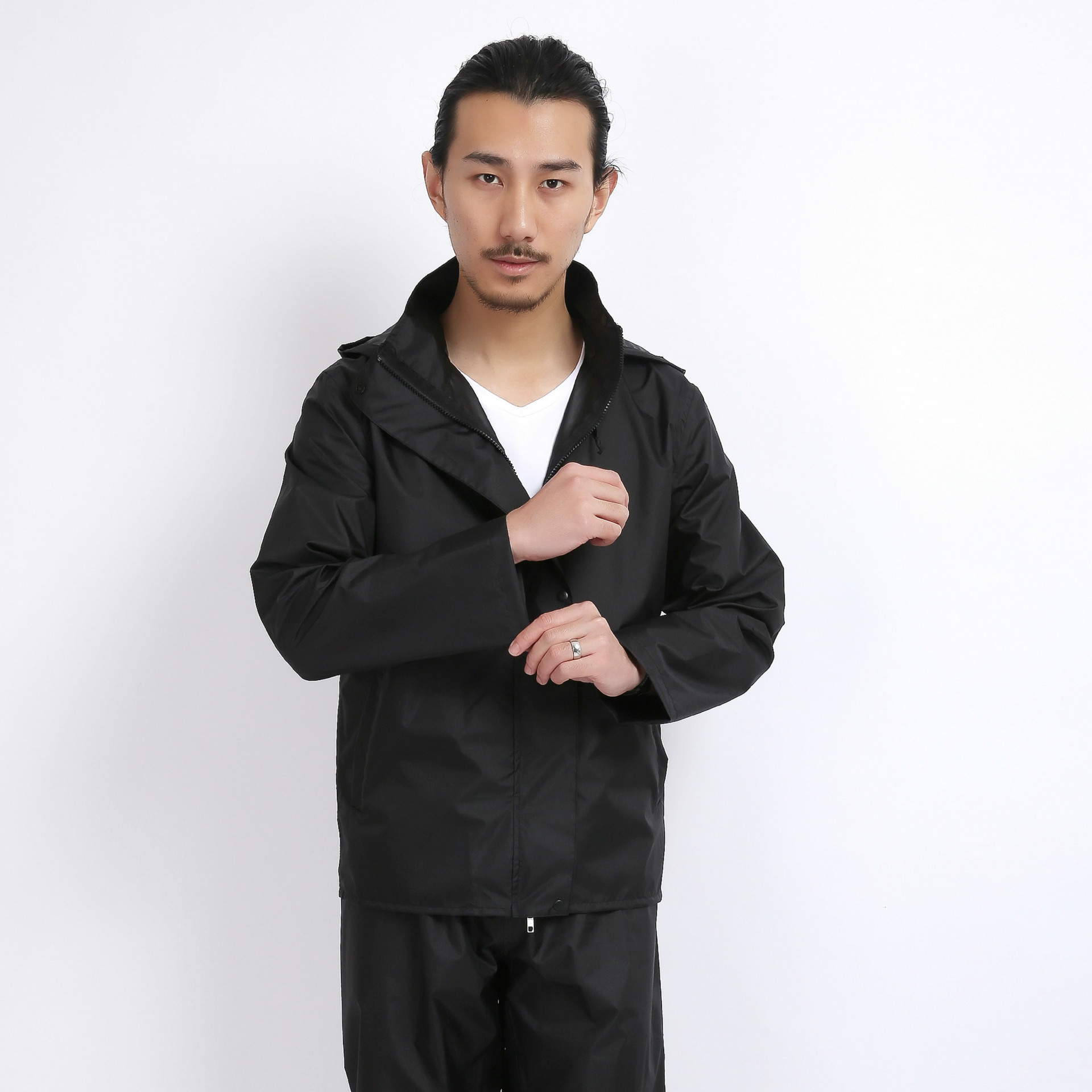 全防水时尚男装雨衣,男士套装雨衣r-9020
