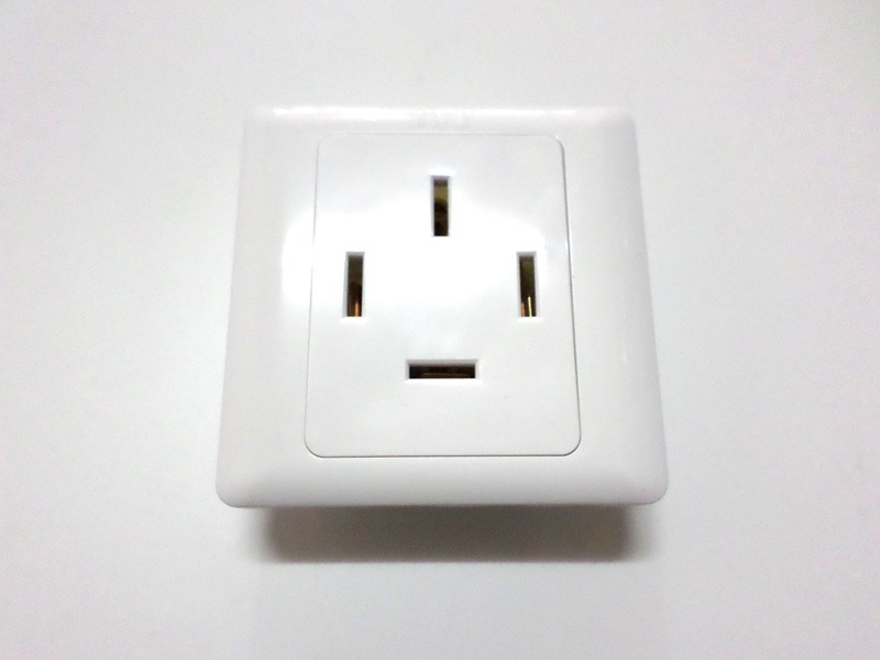 康利峰 三相四线 暗装四插座 86型墙壁插座 25a 三相四极 升级版