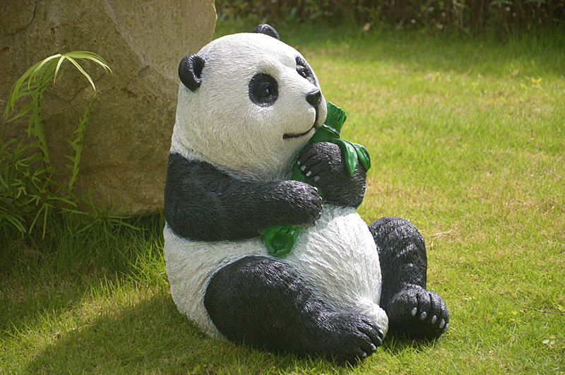 仿真熊猫摆件园艺景观雕塑装饰品挂件动物模型树上玻璃钢工艺品