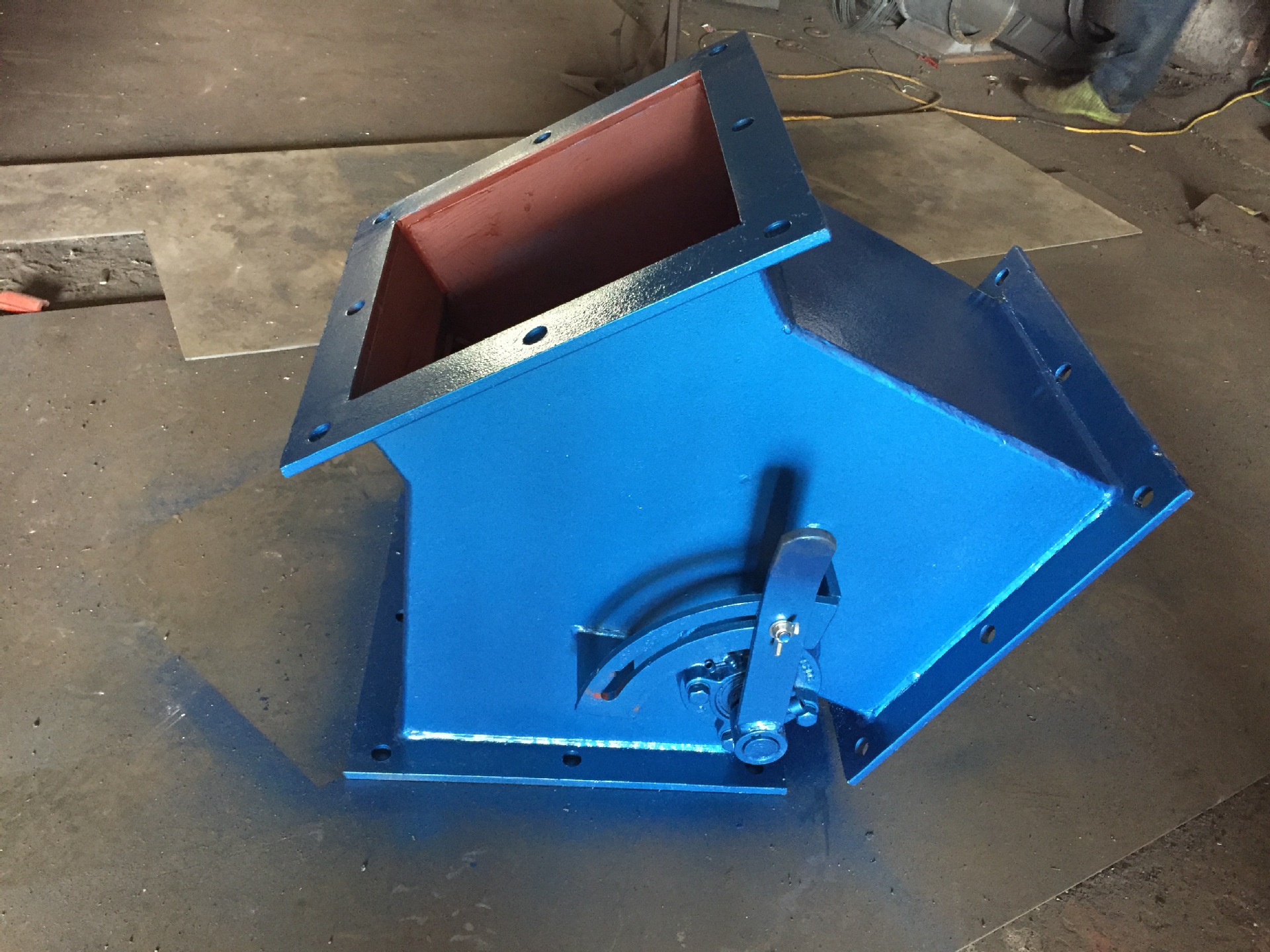 手动-侧/正三通分料阀 560*560 耐磨通风送料 碳钢材质可来图定制