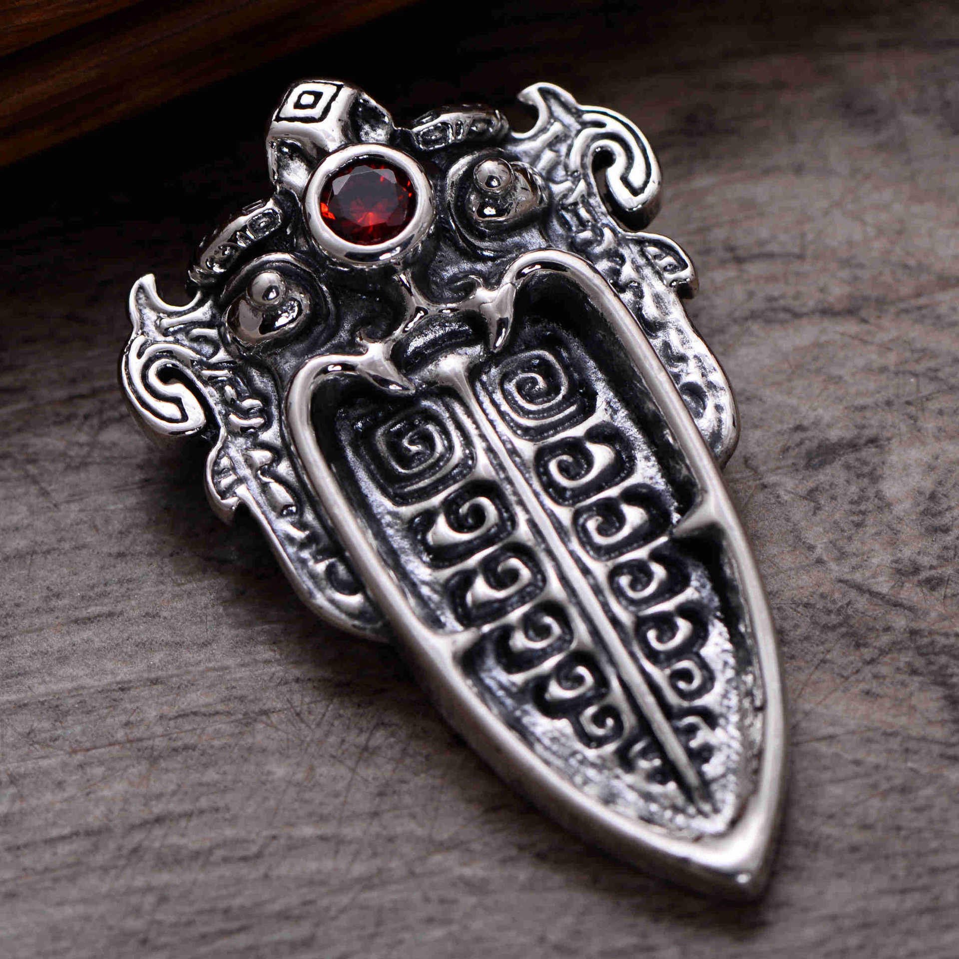 s925银吊坠个性饕餮兽面纹箭头项链潮人复古泰银民族风