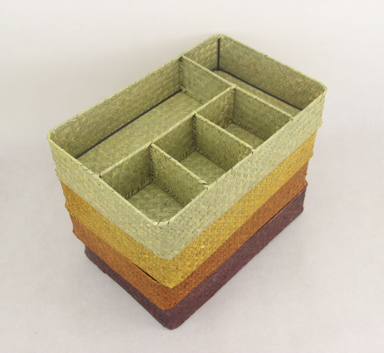 35cm*22cm*7cm; 【包装】:16个/箱        畅销海外的手工编织收纳盒
