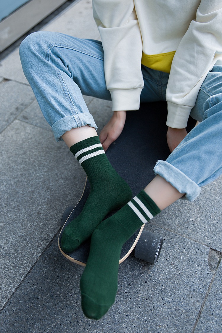秋冬新款 韩版学院风两条杠女袜 棒球袜 纯棉中筒运动袜 潮袜子批
