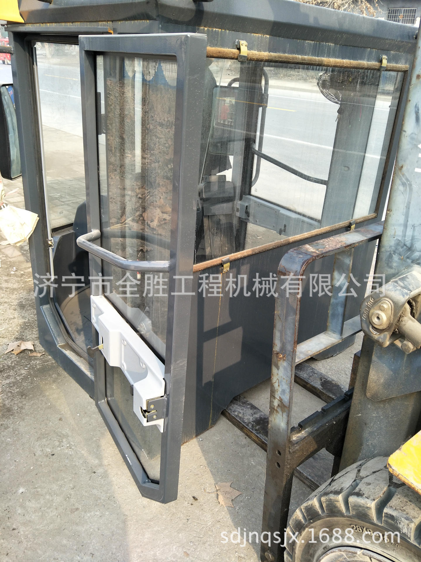 臨工85駕駛室 水箱機(jī)罩圖片IMG2017010213525