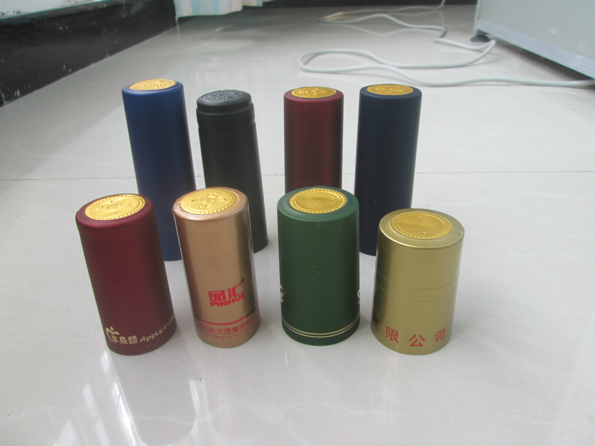 红酒帽 pvc热收缩胶帽 饮料套 pvc胶帽胶套酒帽 厂家定做