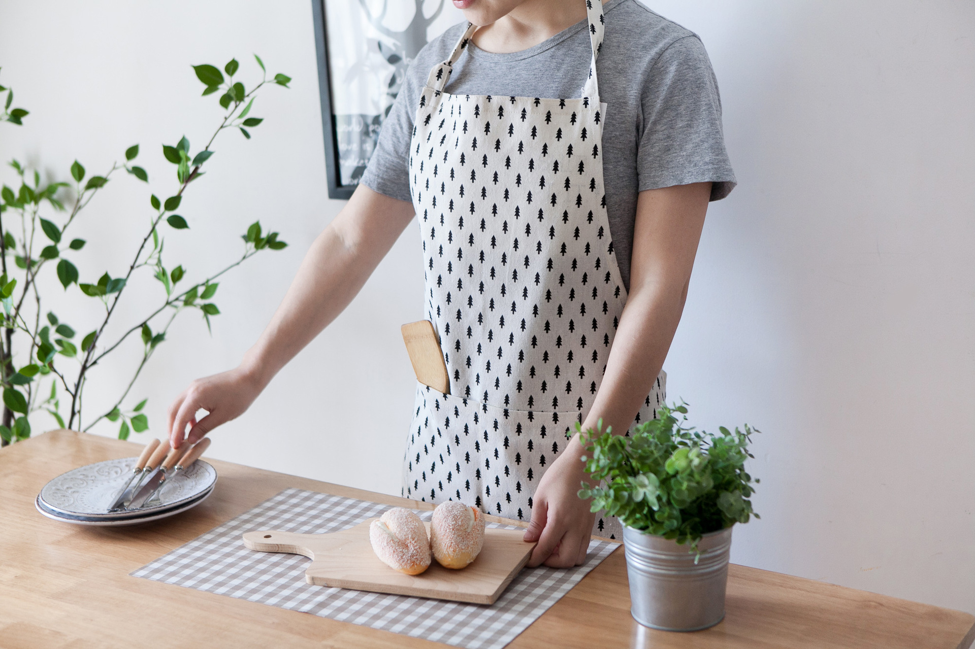 小杉树围裙棉麻布艺咖啡厅创意布罩厨房炒菜男女款烘焙成人围腰
