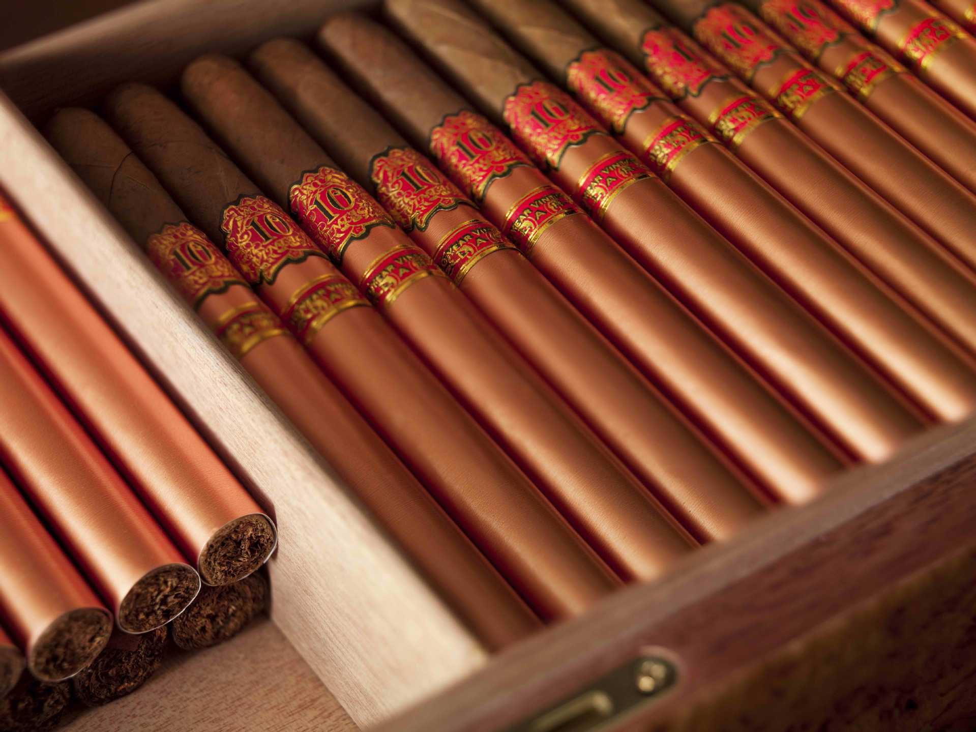 cohiba高希霸便携式金属树脂三色雪茄迷你烟嘴 4种规格 高档礼盒