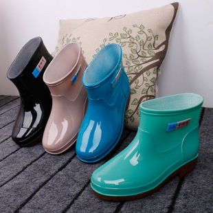 黑色高帮胶鞋图片_黑色高帮胶鞋图片大全 - 阿里巴巴海量精选高清图片