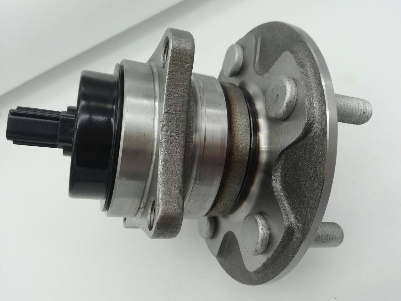 丰田卡罗拉mpv后轮轮毂轴头42450-0f010