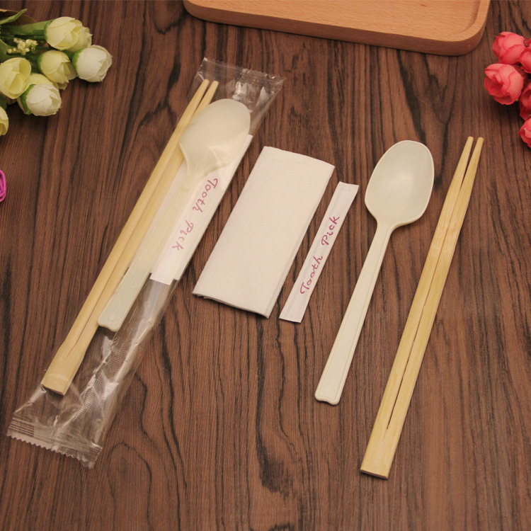 一次性餐具套装便携外卖快餐筷子纸巾牙签勺子四件套塑料加厚刀叉