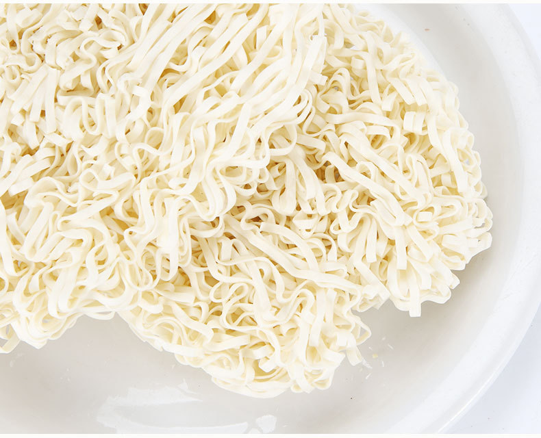 金饶东宝珠江蛋味面 非油炸风干面厂家整箱批发干制面全蛋面