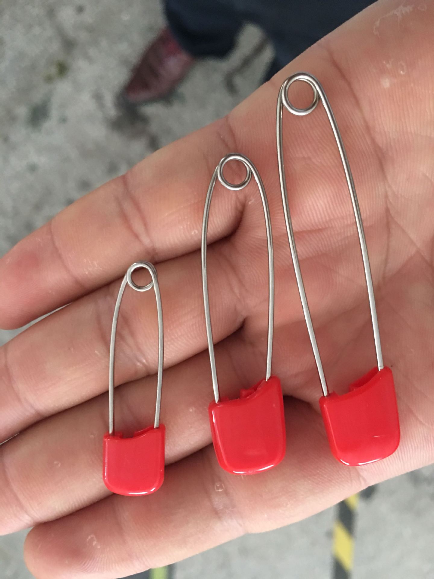 义乌厂家直销运动员号码牌别针婴儿用不锈钢安全别针面包头别针