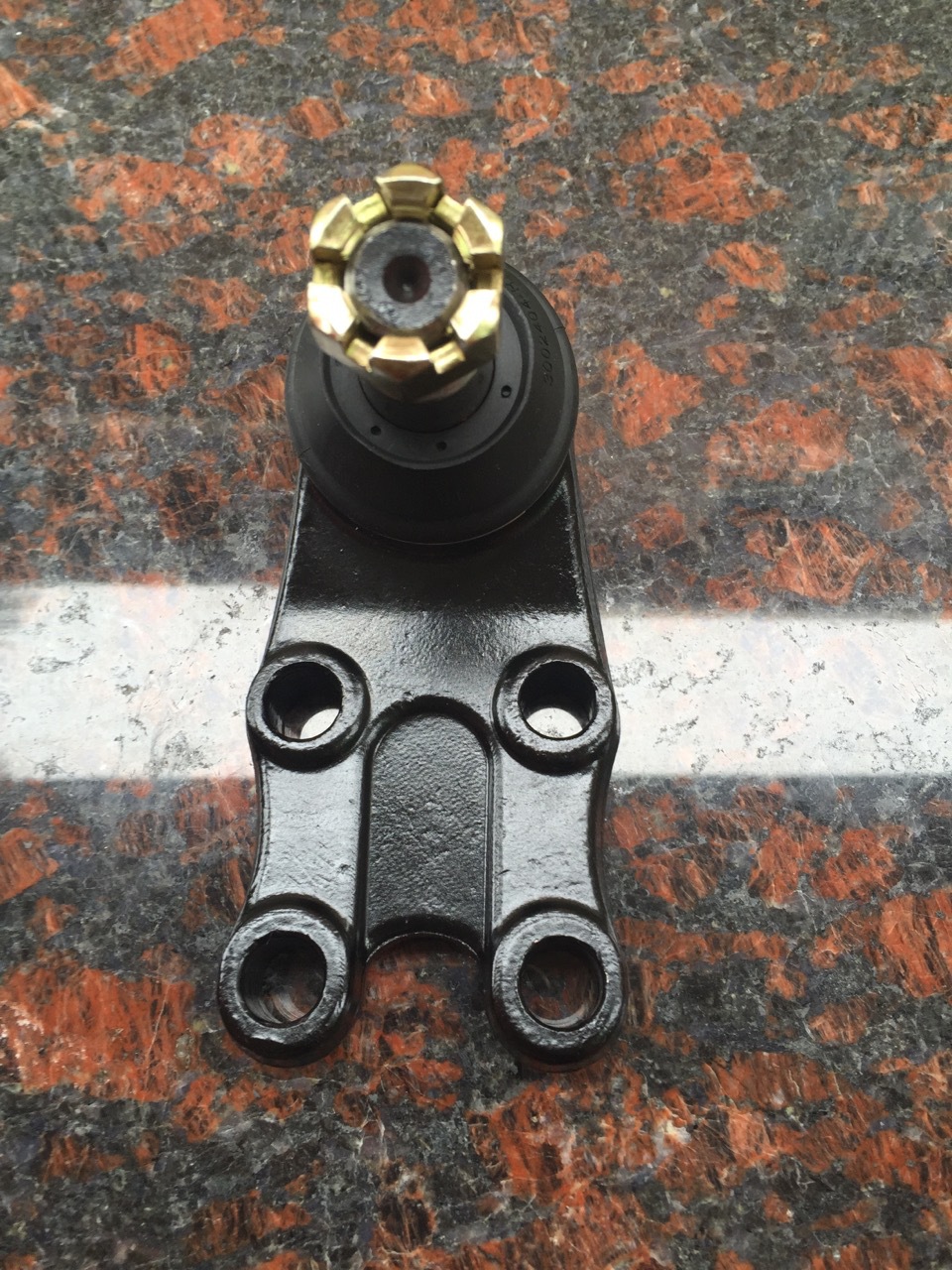 适用于瑞风现代瑞风凌智h100现代货车porter下摆臂球头悬挂球头