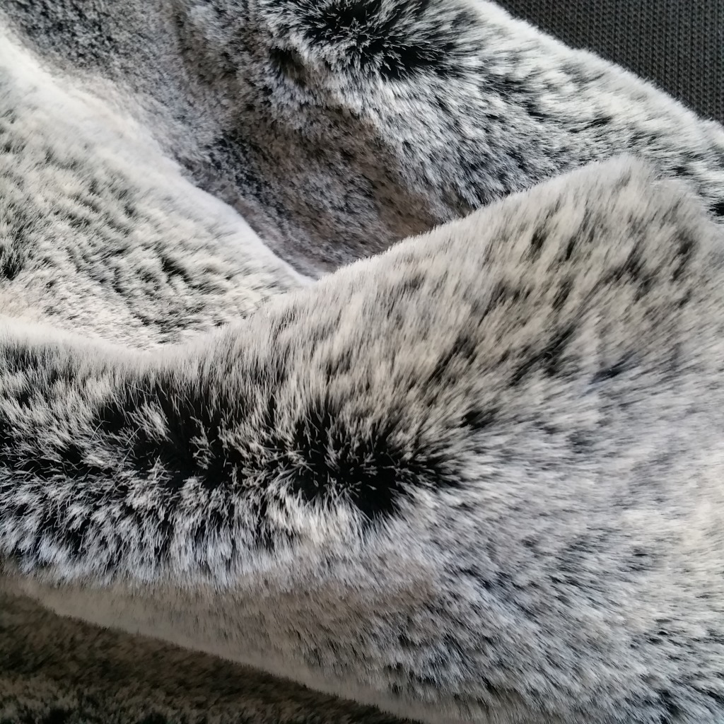 仿獭兔毛面料 仿真獭兔毛布料 仿兔皮草面料 白尖仿兔毛