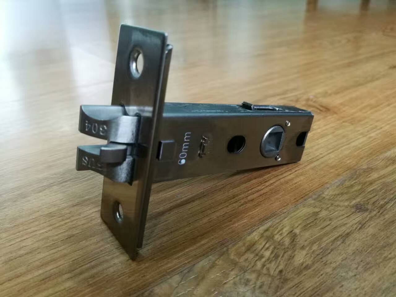 锁舌60-70全不锈钢单舌锁体