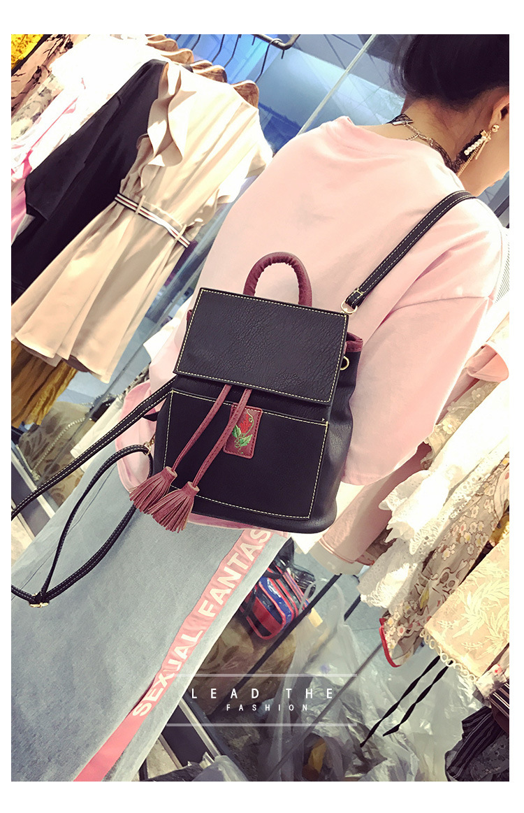 2017春夏季新款潮流休闲白带流苏双肩背带包单肩背带包斜挎包女包