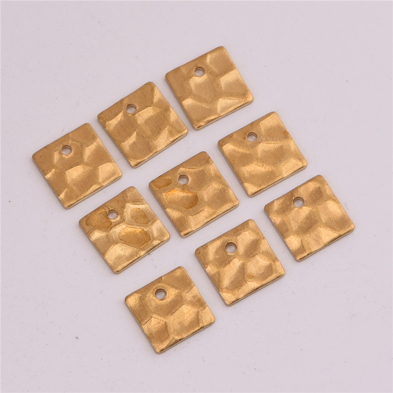 8mm单面压纹正方形铜片几何耳环饰品材料挂件手工兼职diy五