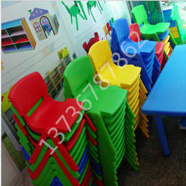 幼儿园塑料加厚靠背桌椅学生套装儿童学习桌课桌椅学生课儿童椅子