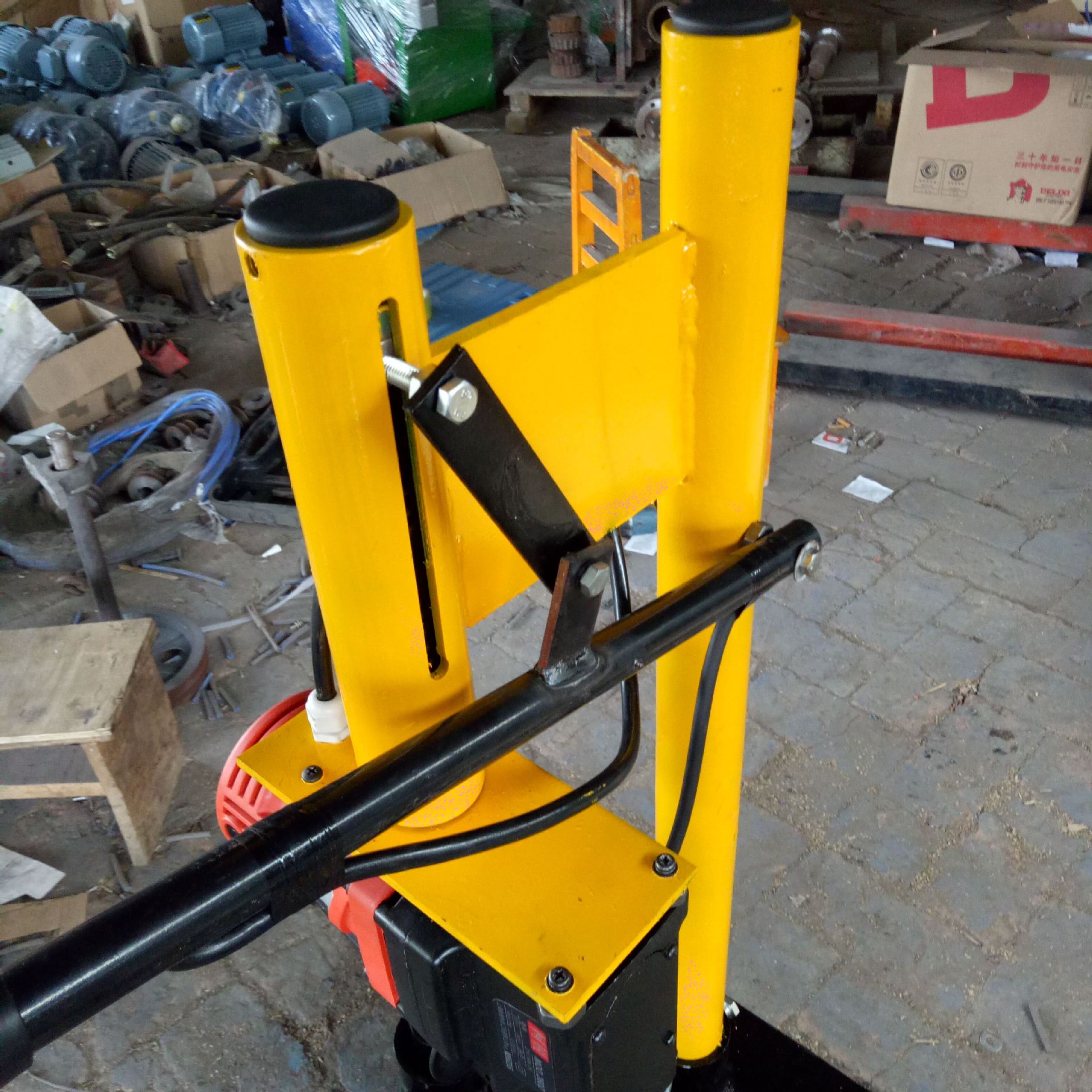 献县棒迪修扣件机器钢管扣件修复机坏扣件快速冲钉货到付款包包邮