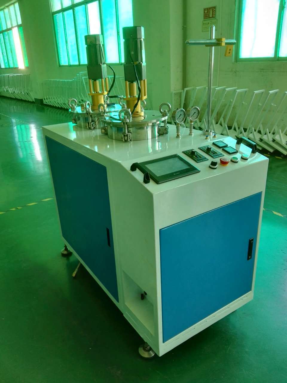 深圳厂家供应全自动真空灌胶机 表贴模灌胶机设备