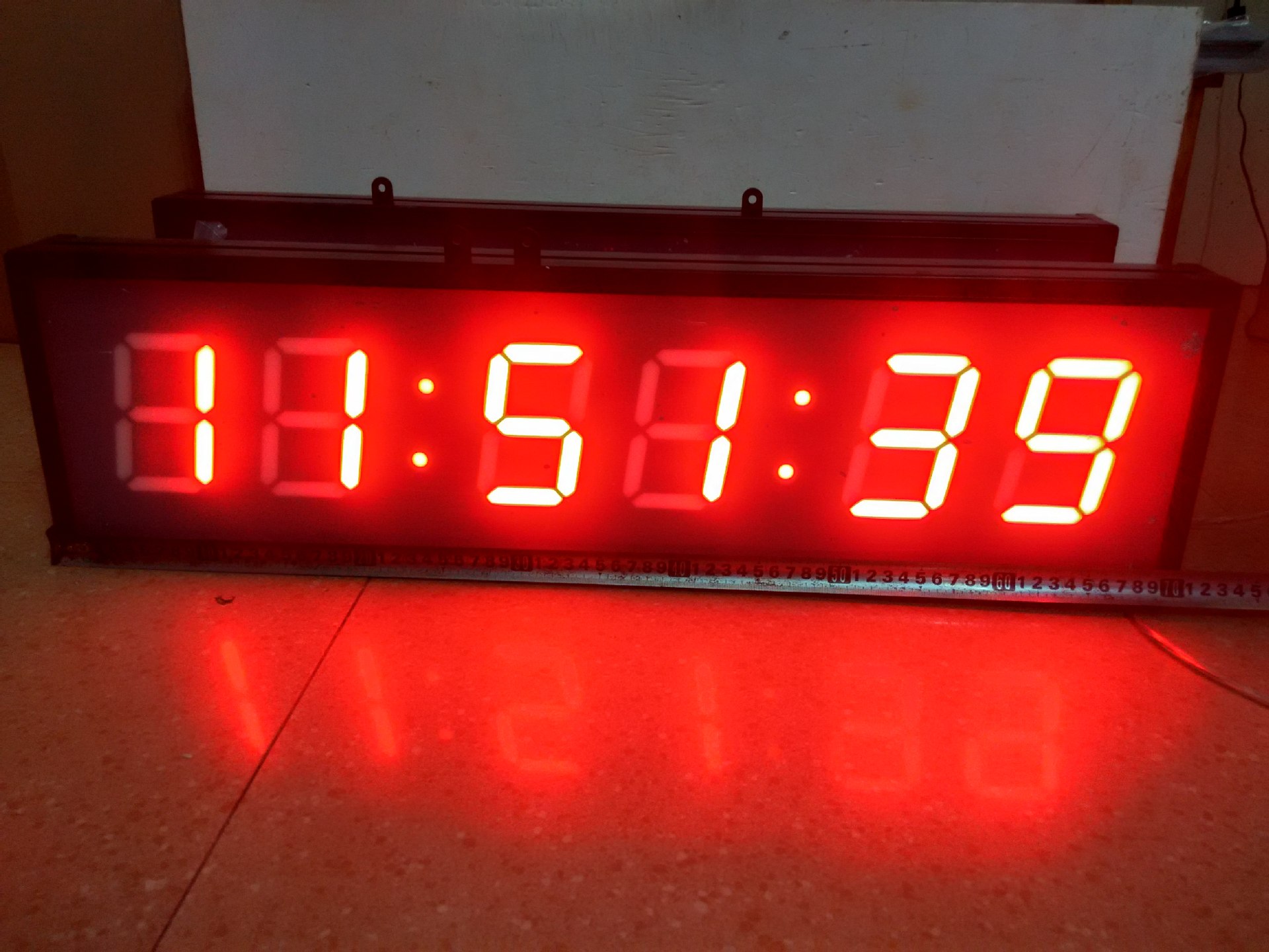 led点阵显示原理图_led数字显示器怎么设置_led屏显示原理