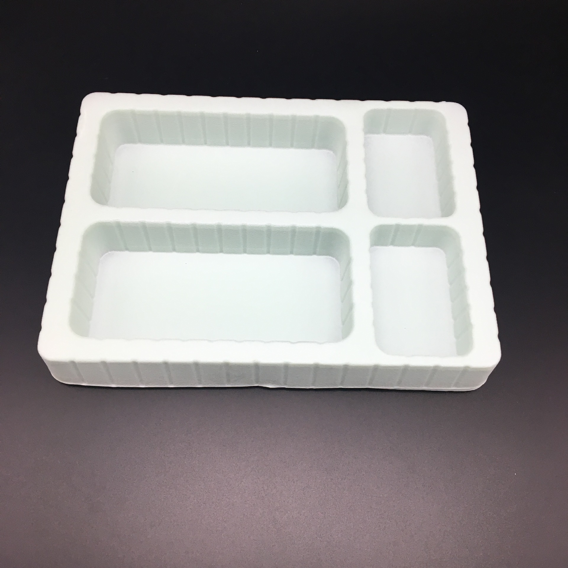 厂家批发塑料盒子长方形塑料制品吸塑盒托盘pvc