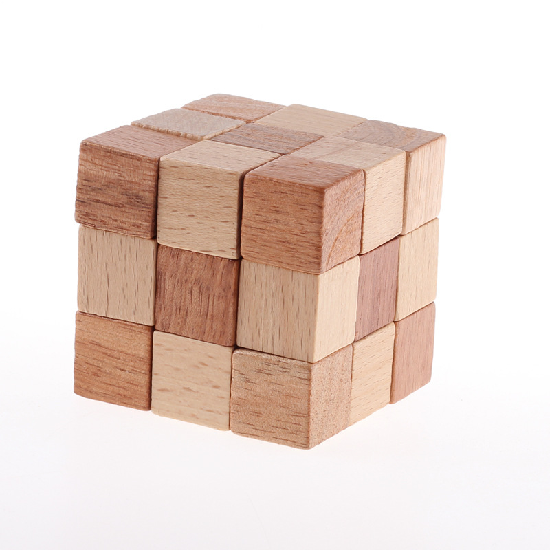 橡胶木环环相扣木制益智孔明锁鲁班锁解锁解环休闲玩具