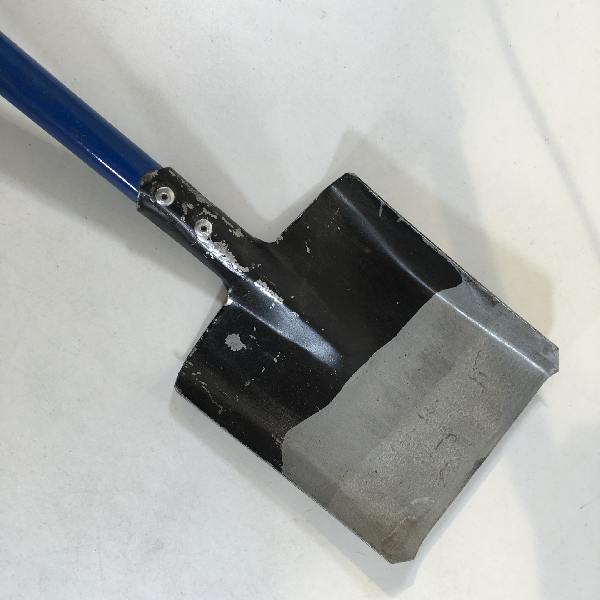 家用铁质多功能园艺园林铲铁锹火铲批发 长柄黑白头煤铲两元货源-农用