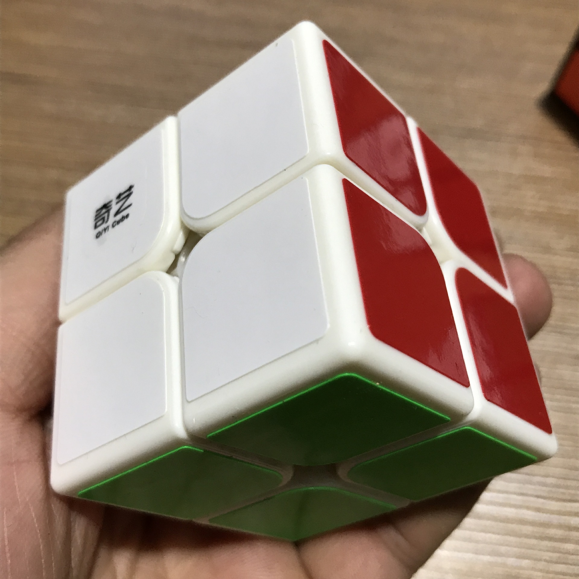 奇艺2二阶魔方顺滑初学推荐可调拆卸黑色白色益智玩具魔方批发