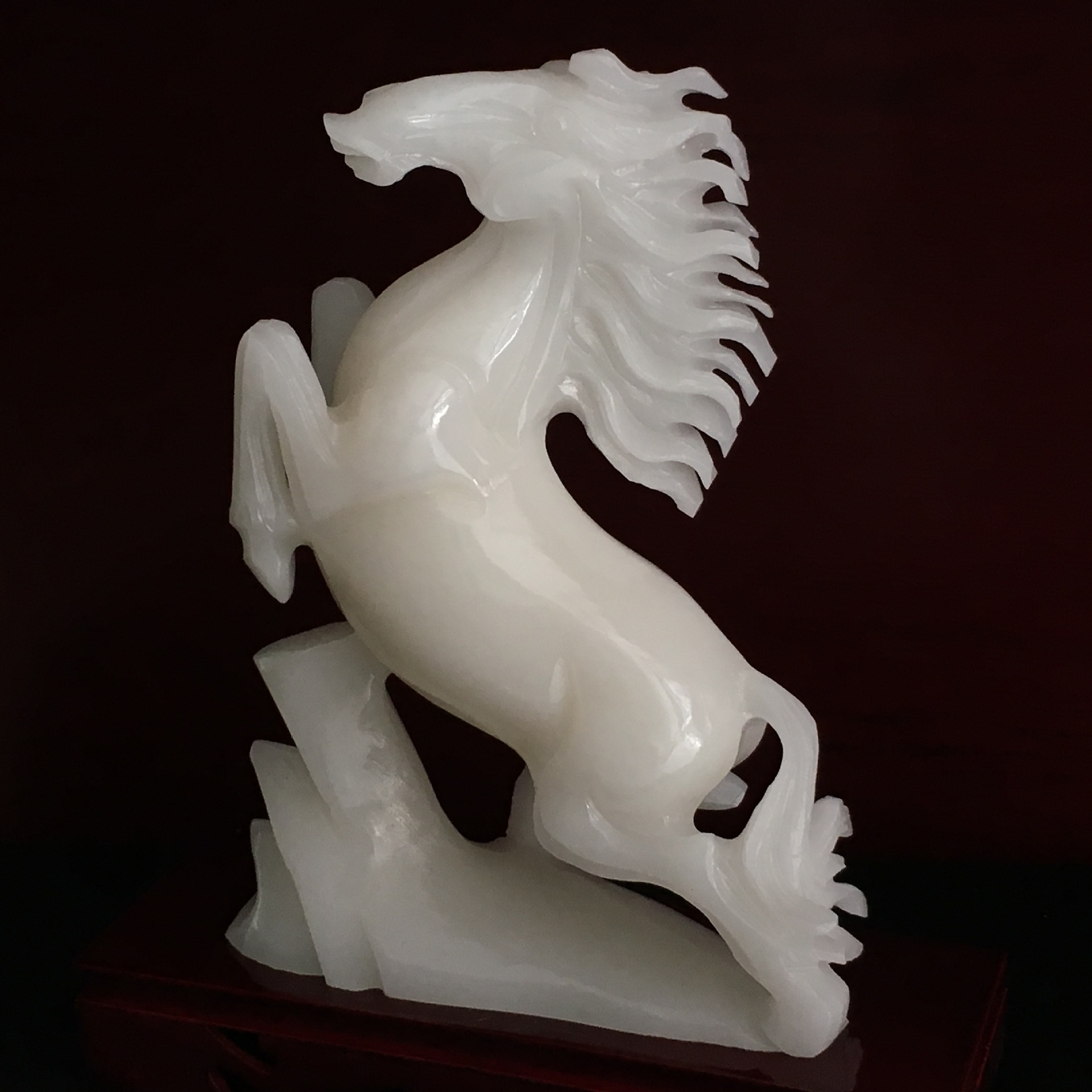 厂家直销阿富汗玉白玉奔腾马家居摆件马到成功 生肖马摆件多款
