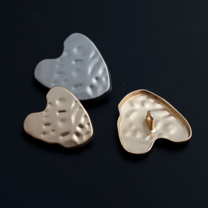 纽扣,细边纽扣,宽边纽扣,金属纽扣,塑料纽扣,树脂纽扣,牛角扣,贝壳