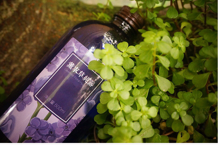 补水薰衣草纯露 500ml 爽肤化妆水 花水批发 1:1浓度鲜花细胞液
