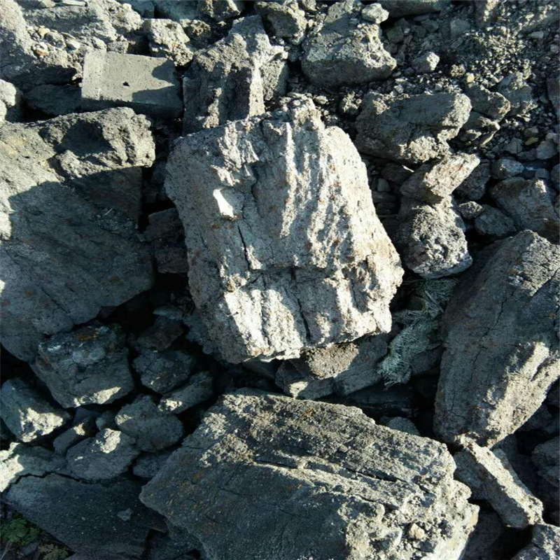 厂家批发焦碳炭精治金焦钢厂炼钢专用815公分焦炭块