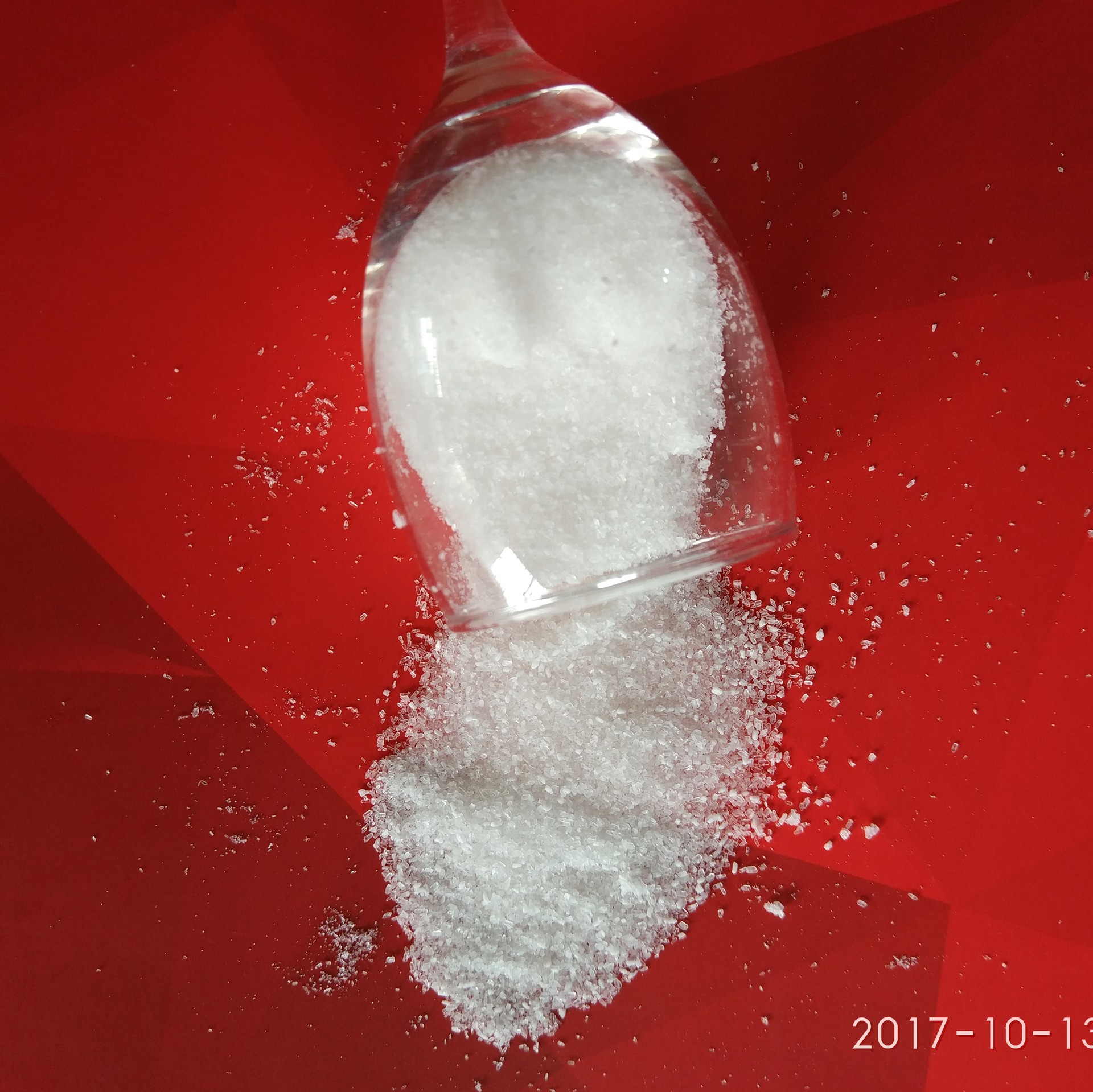 硫酸镁 七水 纯白色 结晶颗粒 烘干