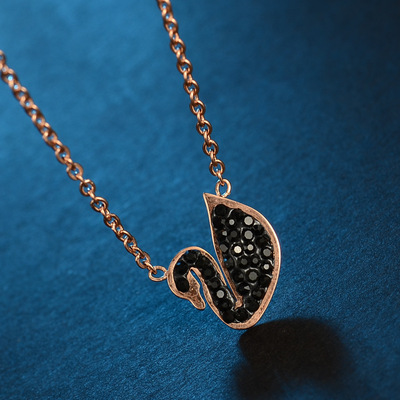 韩国版天鹅简约学生吊坠颈链饰品个性女短款首饰脖子项链短锁骨链