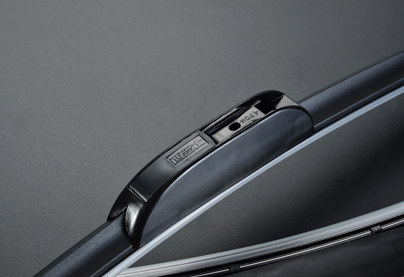 厂家直供 新款智能加压型通用雨刷 雨刮器 质保一年 100只送展架