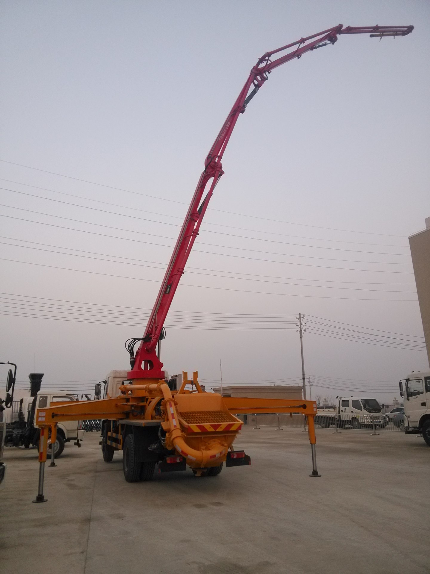 6方搅拌车,36米泵车,27米泵车,搅拌车,搅拌车,31米泵车,undefined